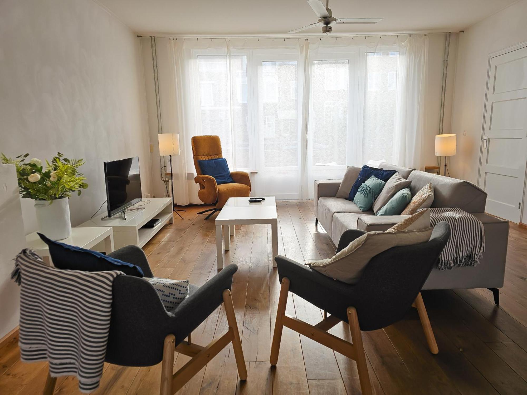 Apartment Ruim Vl23 *